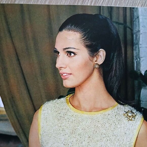 Vintage 60's Reynolds Yarns Fashions in La Concha Magazine Knitting Sweater Vest - Picture 5 of 9